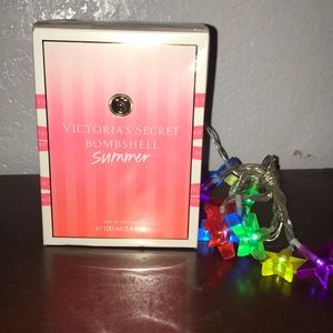 Victoria Secret bombshell summer